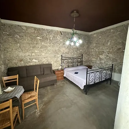 La Torre Bed & Breakfast *